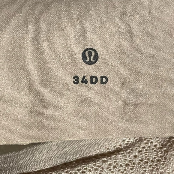 Lululemon Awake to Lace Bra - Picture 4 of 8